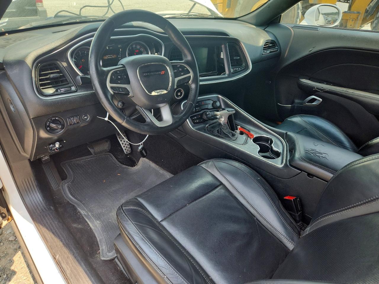2016 Dodge Challenger Sxt - zdjęcie 8