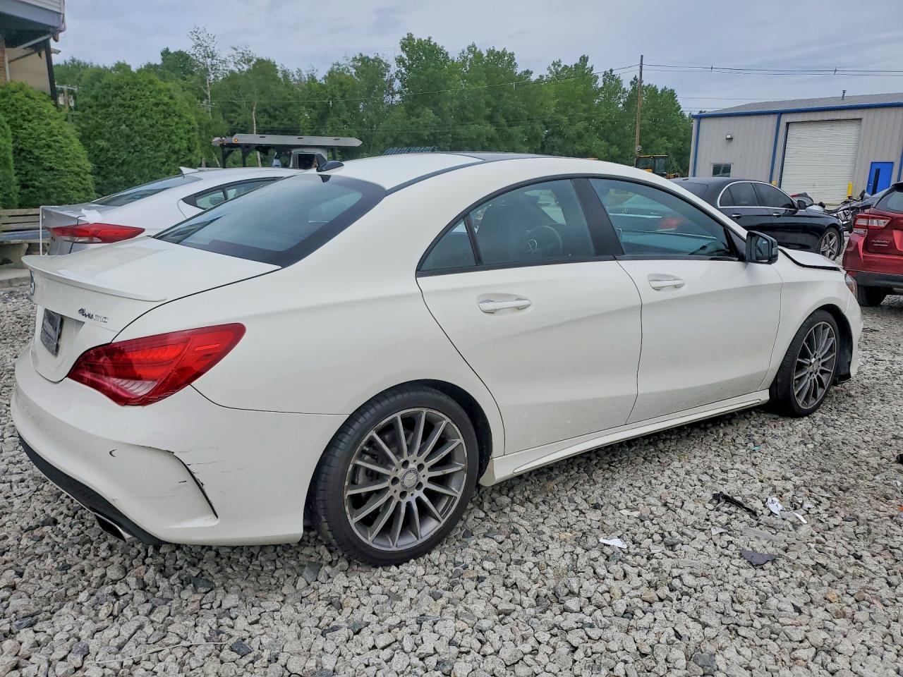 2016 Mercedes-Benz Cla 250 4Matic - zdjęcie 3