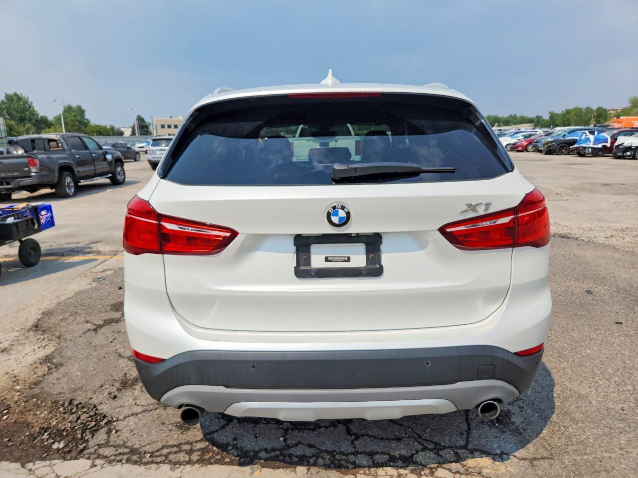 2016 BMW X1 xDrive28I - zdjęcie 6