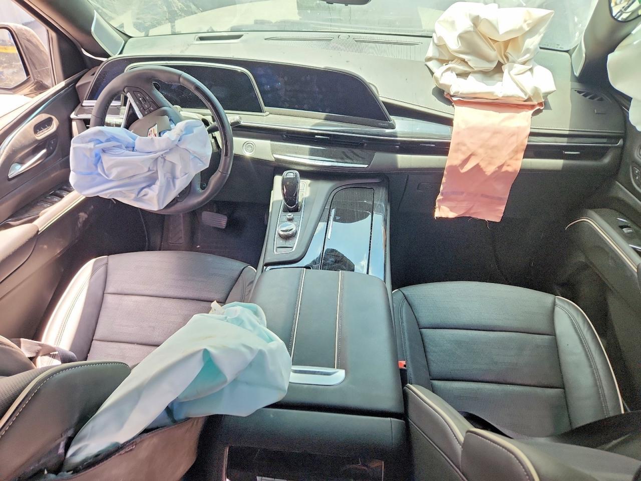 2024 Cadillac Escalade Sport - zdjęcie 8