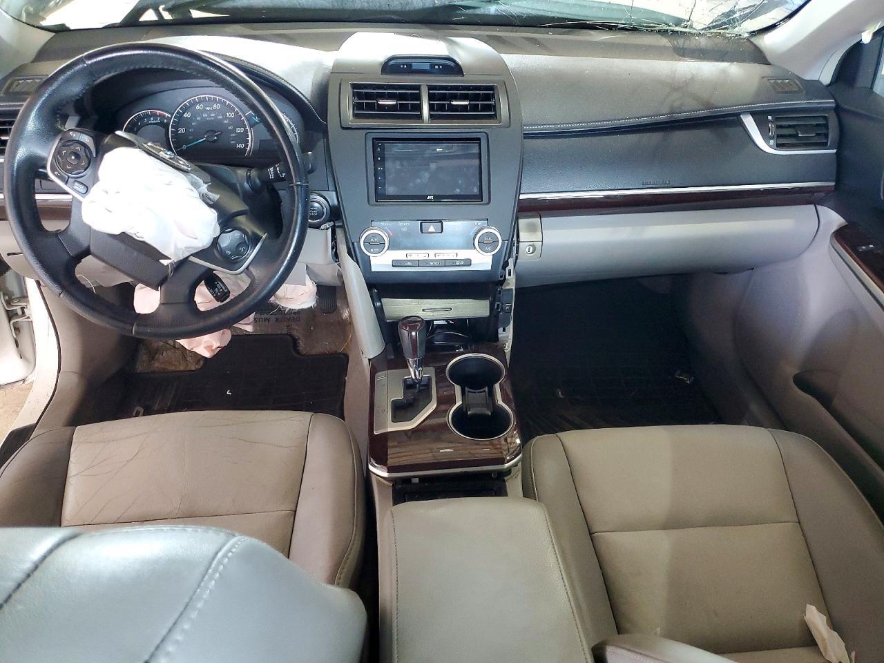 2014 Toyota Camry Xle V6 - zdjęcie 8