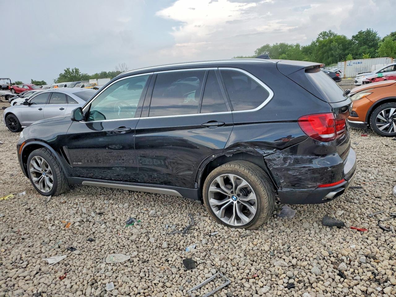 2018 BMW X5 xDrive50I - zdjęcie 2