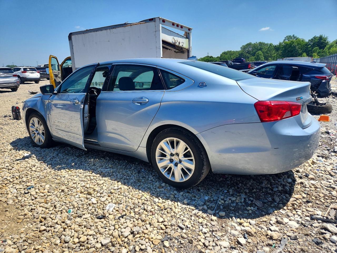 2014 Chevrolet Impala Ls - zdjęcie 2
