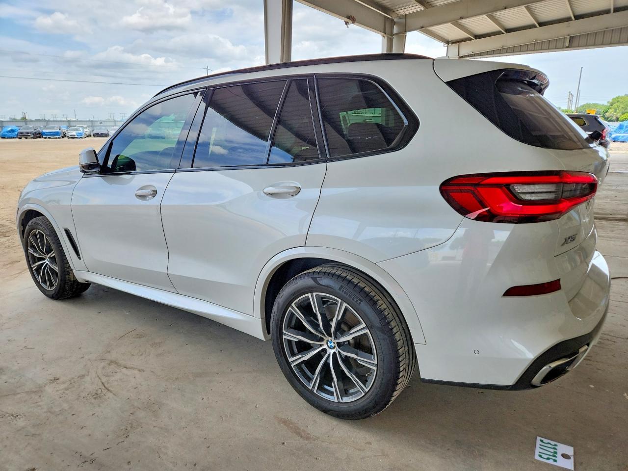 2019 BMW X5 xDrive40I - zdjęcie 2