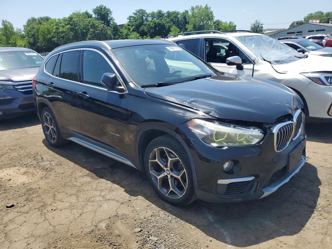 2017 BMW X1 Sdrive28I - zdjęcie 4