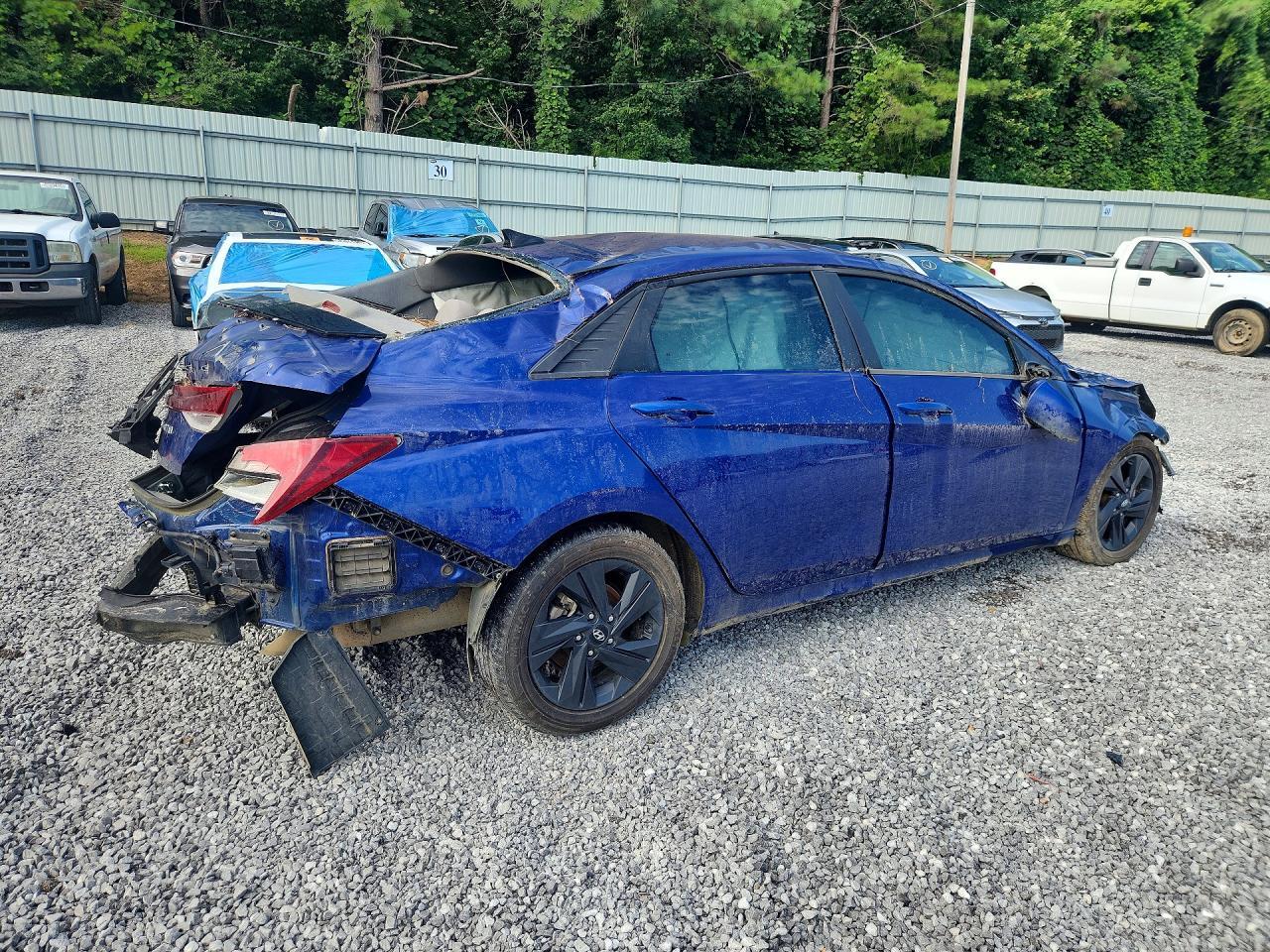 2022 Hyundai Elantra Sel - zdjęcie 3