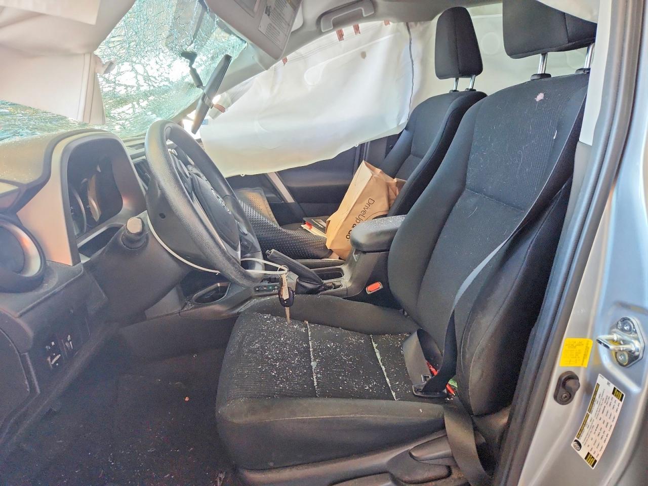 2016 Toyota Rav4 Le - zdjęcie 7