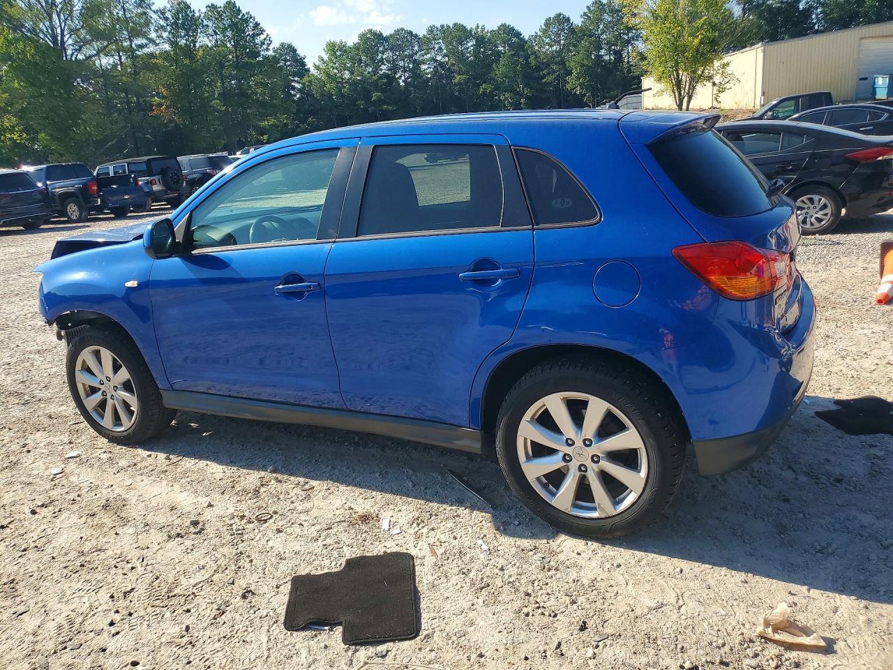 2015 Mitsubishi Outlander Sport Es - zdjęcie 2