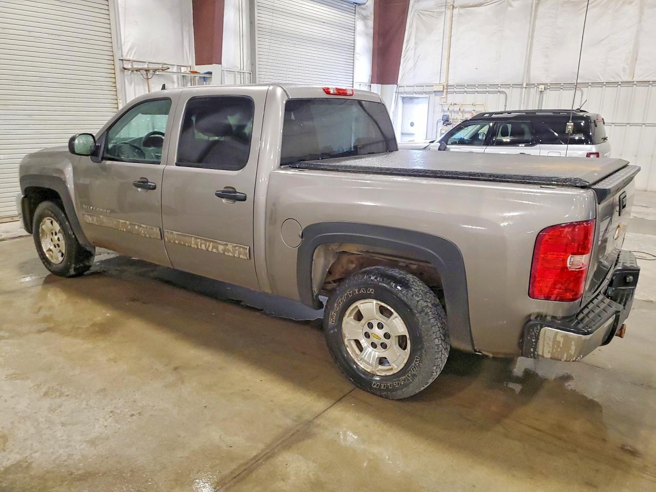 2013 Chevrolet Silverado K1500 Lt - zdjęcie 2