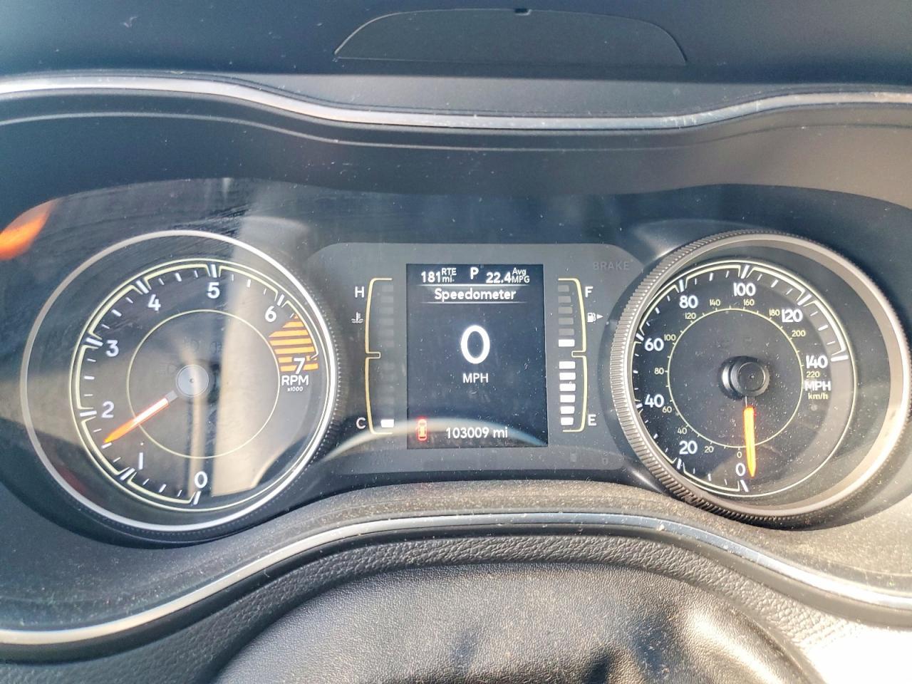 2019 Jeep Cherokee Latitude Plus - zdjęcie 9