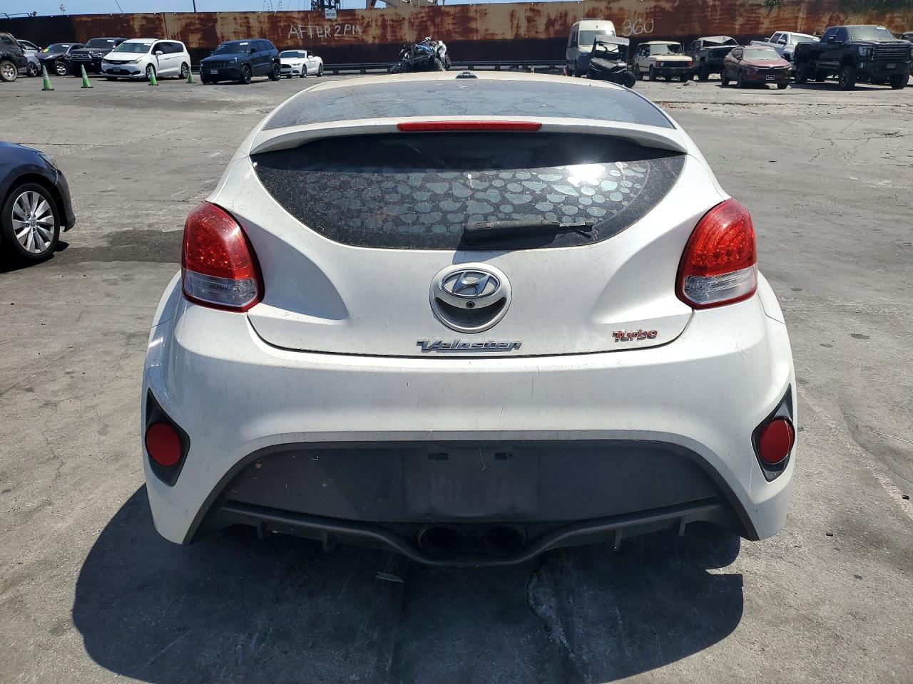 2016 Hyundai Veloster Turbo - zdjęcie 6