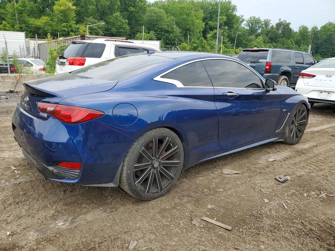 2017 Infiniti Q60 3.0T Sport - zdjęcie 3