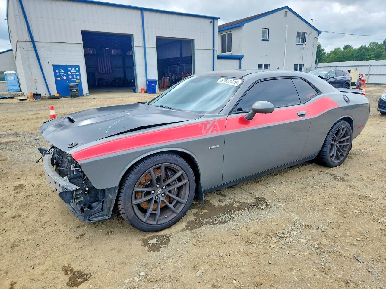 2017 Dodge Challenger R/T 392 - zdjęcie główne