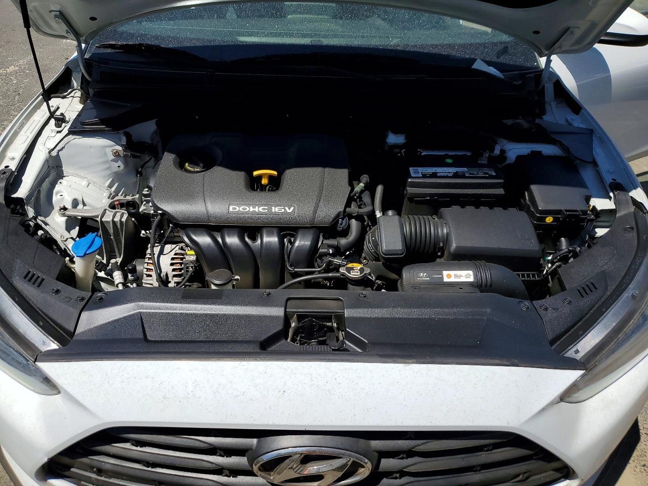 2019 Hyundai Veloster 2.0L - zdjęcie 11
