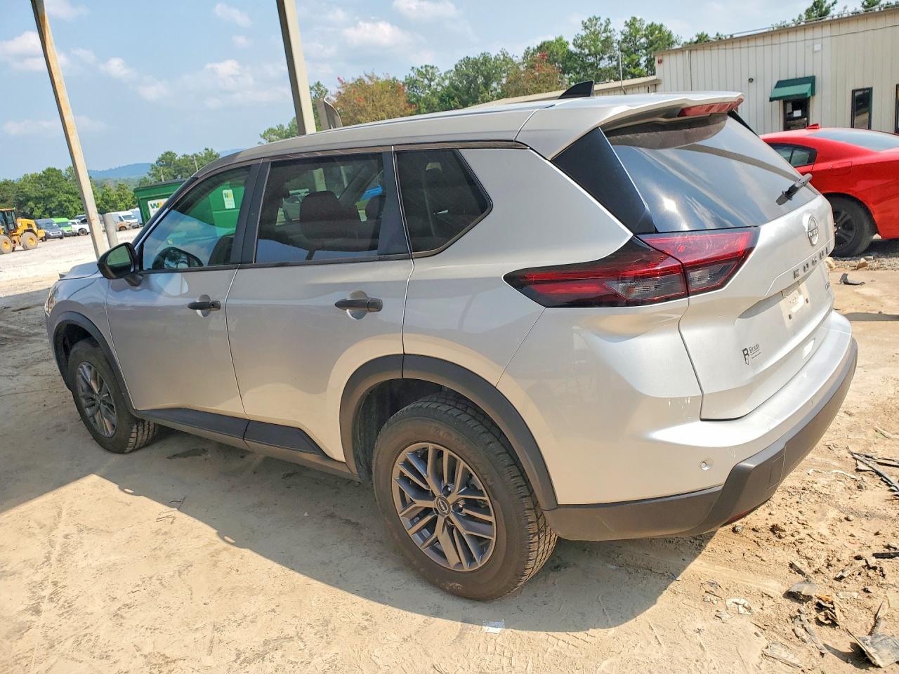 2024 Nissan Rogue S - zdjęcie 2