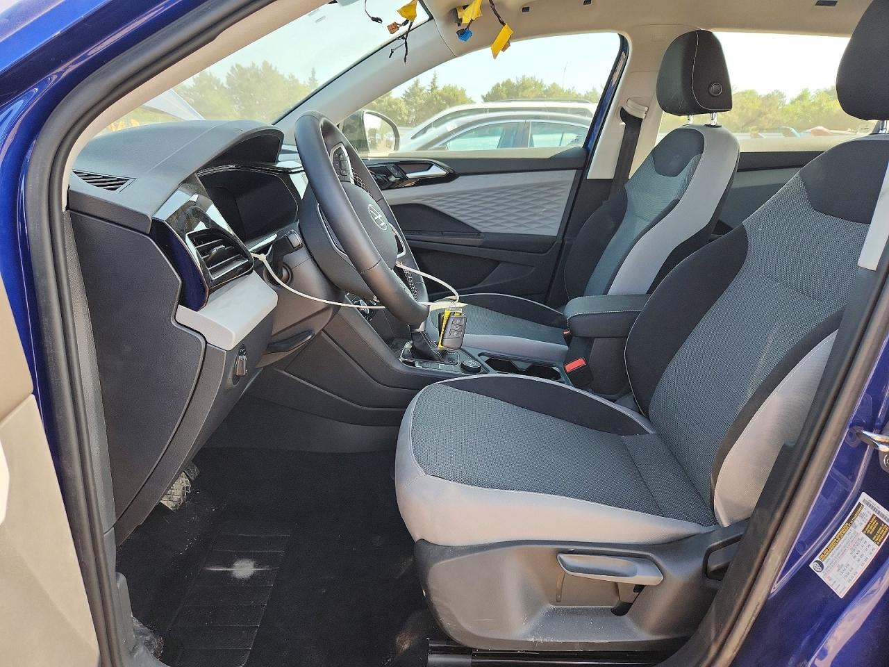 2023 Volkswagen Taos S - zdjęcie 7