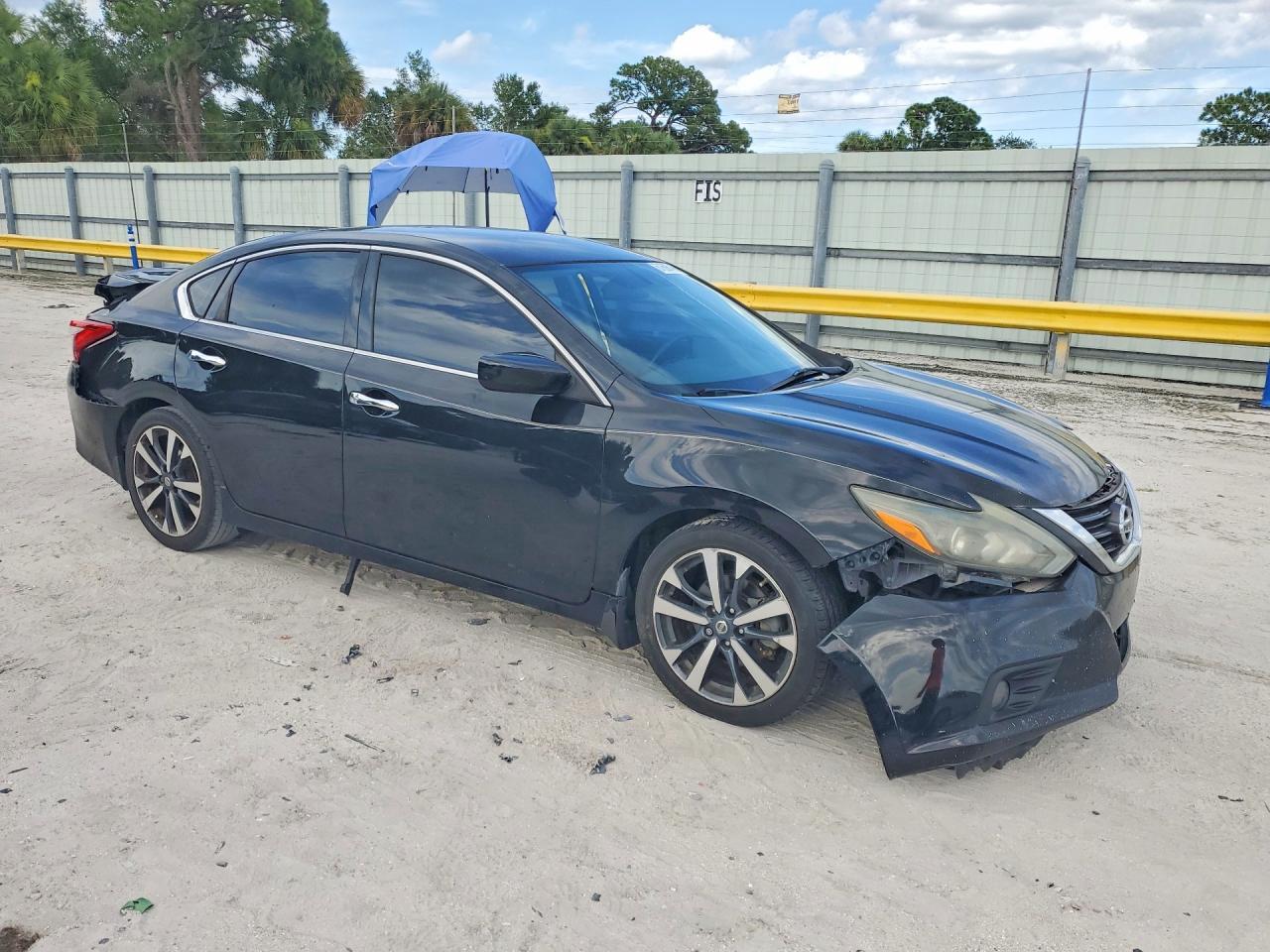2016 Nissan Altima 2.5 Sr - zdjęcie 4