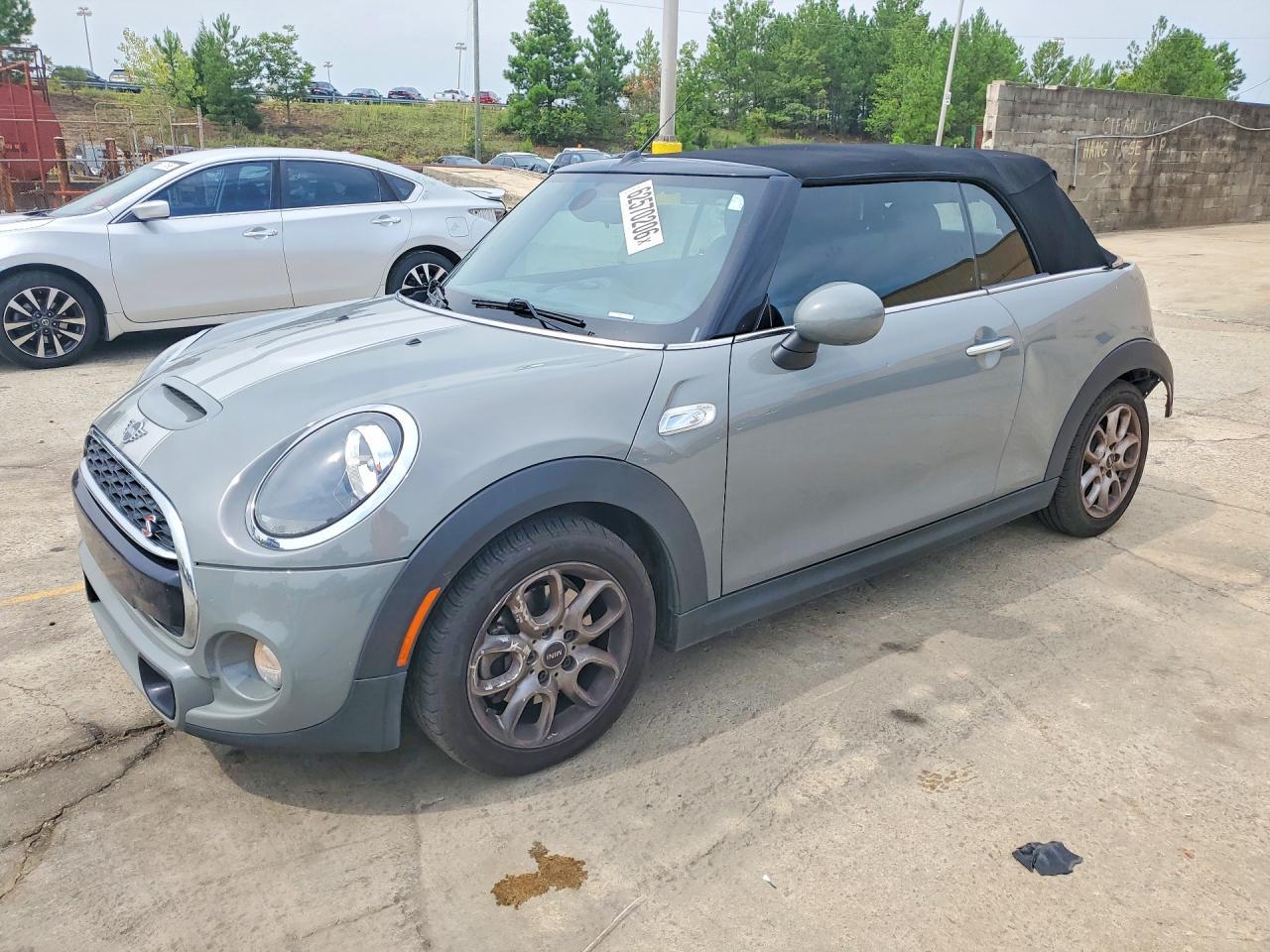 2019 Mini Cooper S - zdjęcie główne