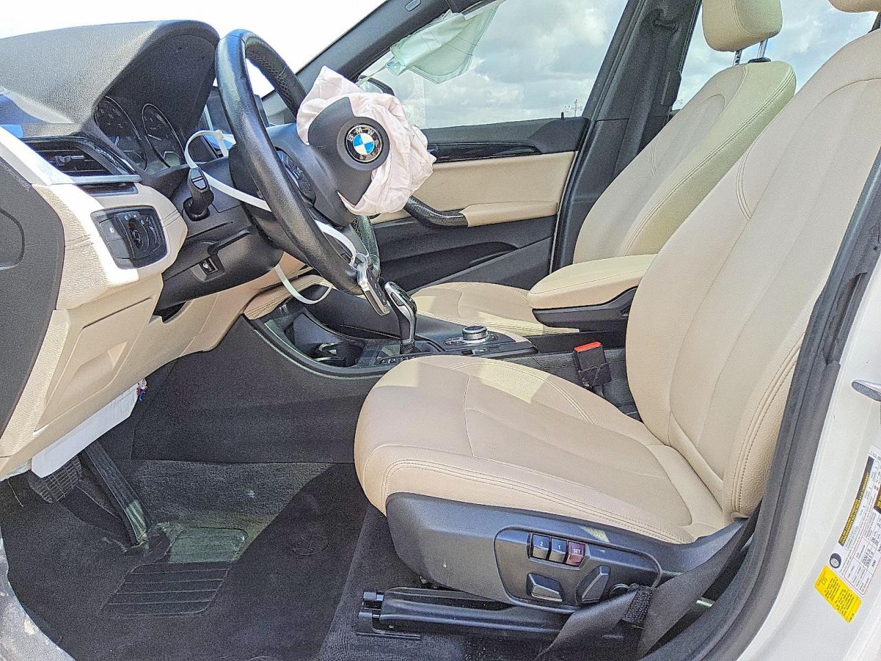 2020 BMW X1 Sdrive28I - zdjęcie 7