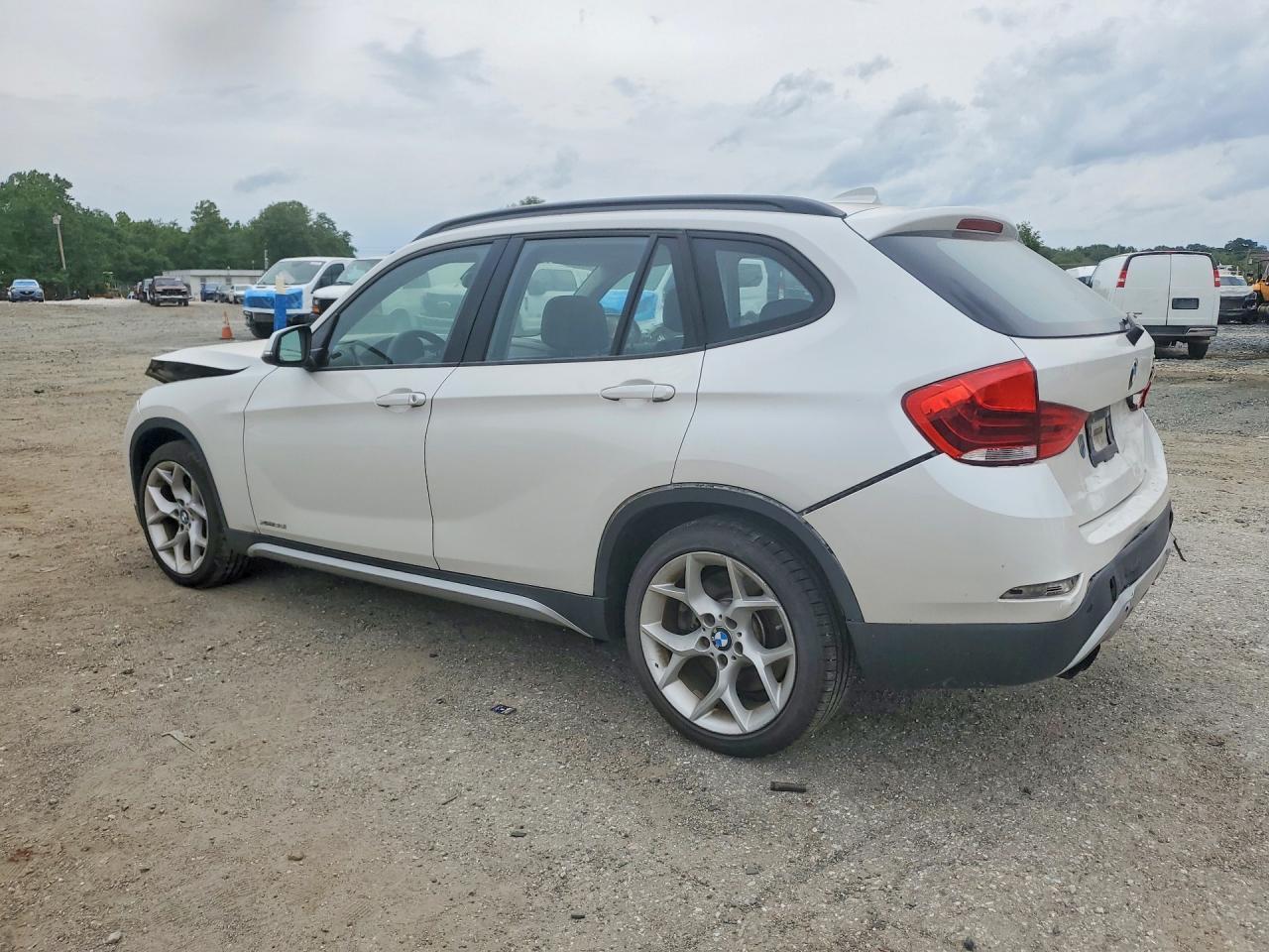 2013 BMW X1 xDrive35I - zdjęcie 2