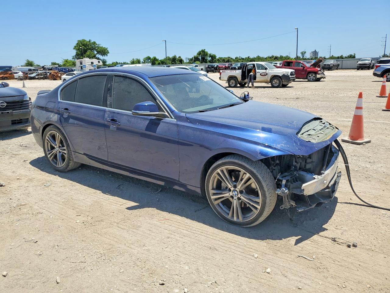2016 BMW Seria 3 340i - zdjęcie 4