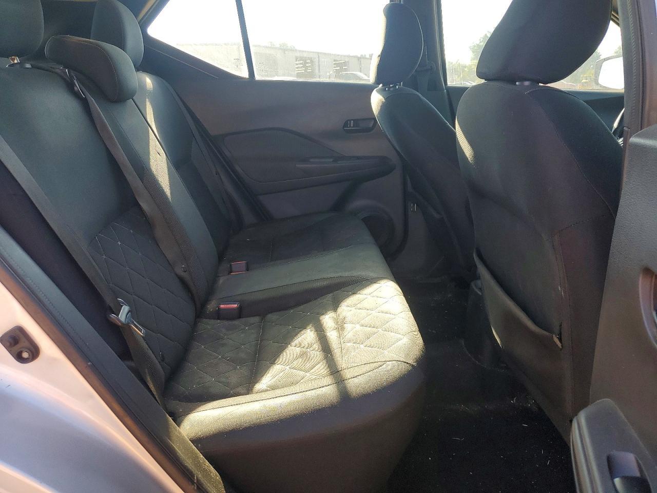2018 Nissan Kicks S - zdjęcie 10