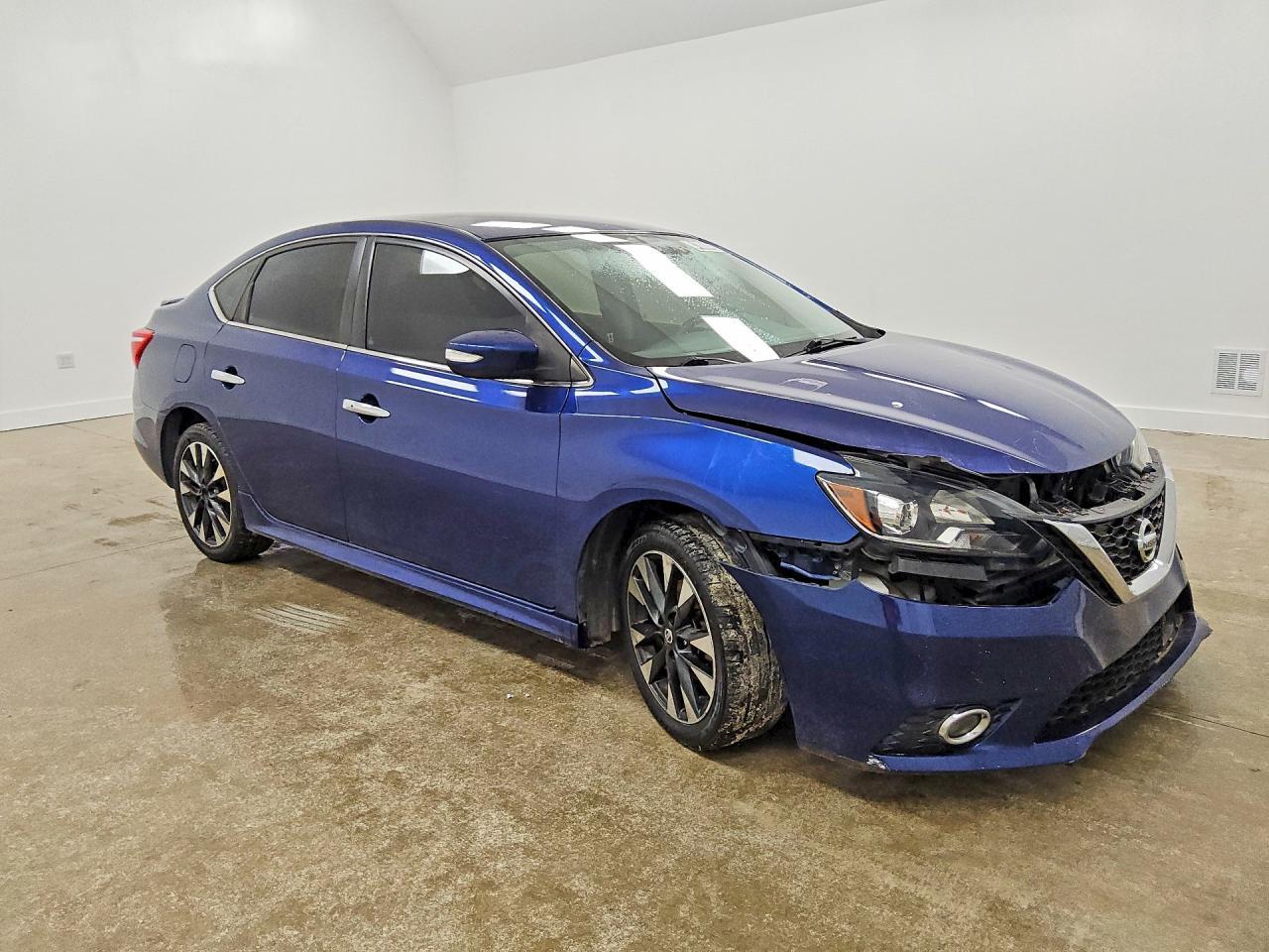 2019 Nissan Sentra Sr - zdjęcie 4
