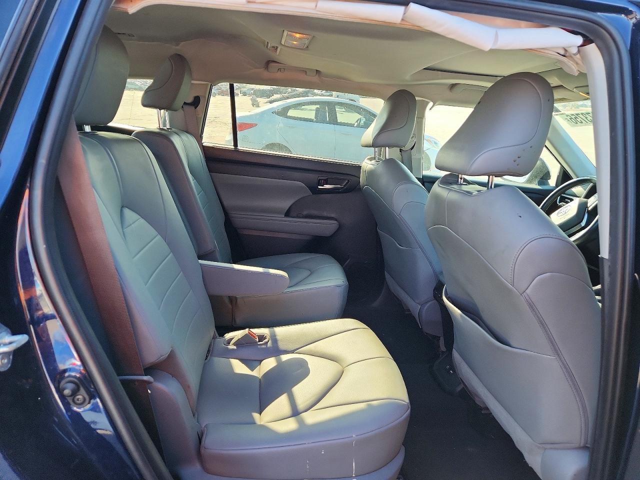 2020 Toyota Highlander Xle - zdjęcie 11