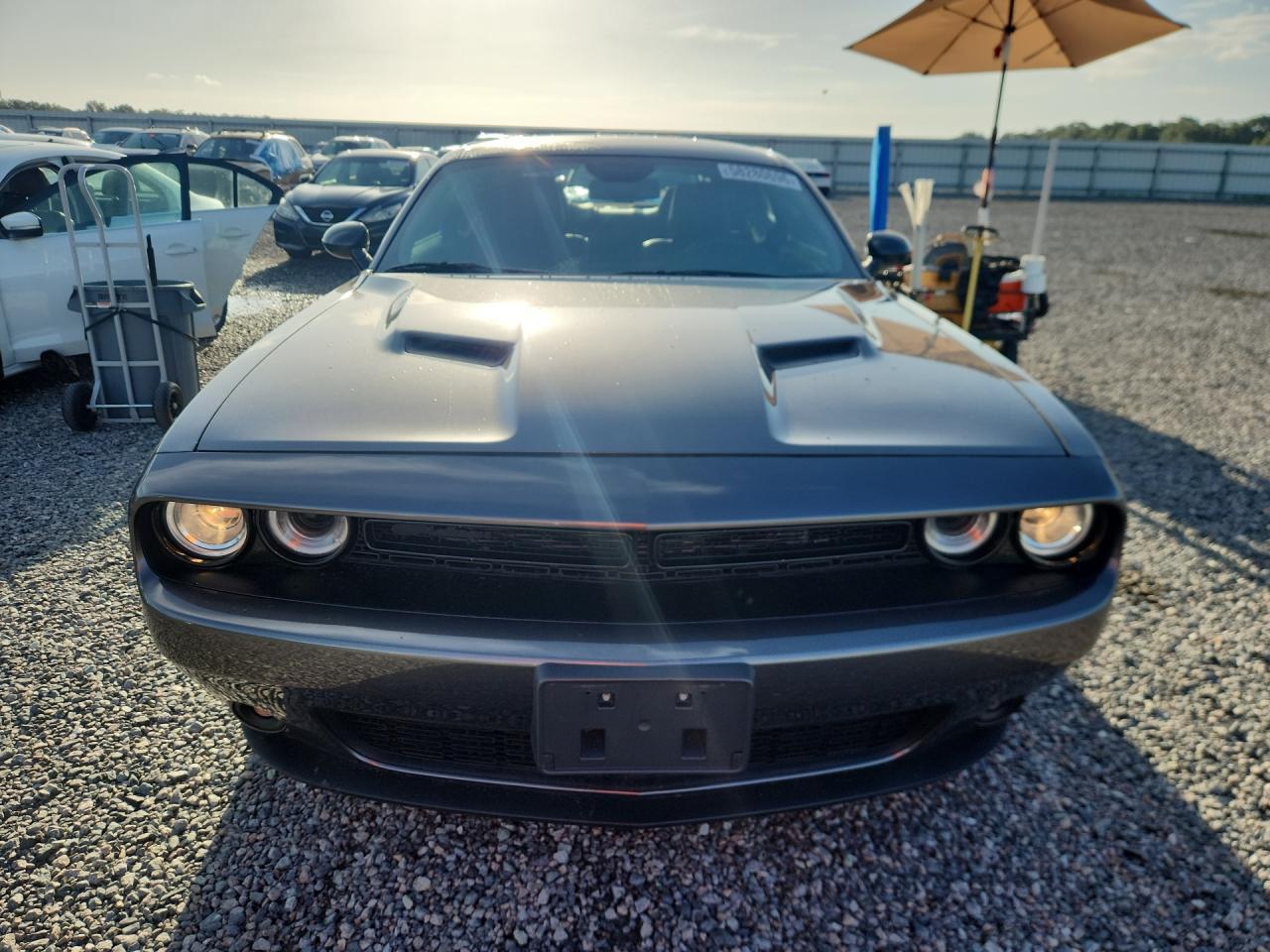 2022 Dodge Challenger Sxt - zdjęcie 5