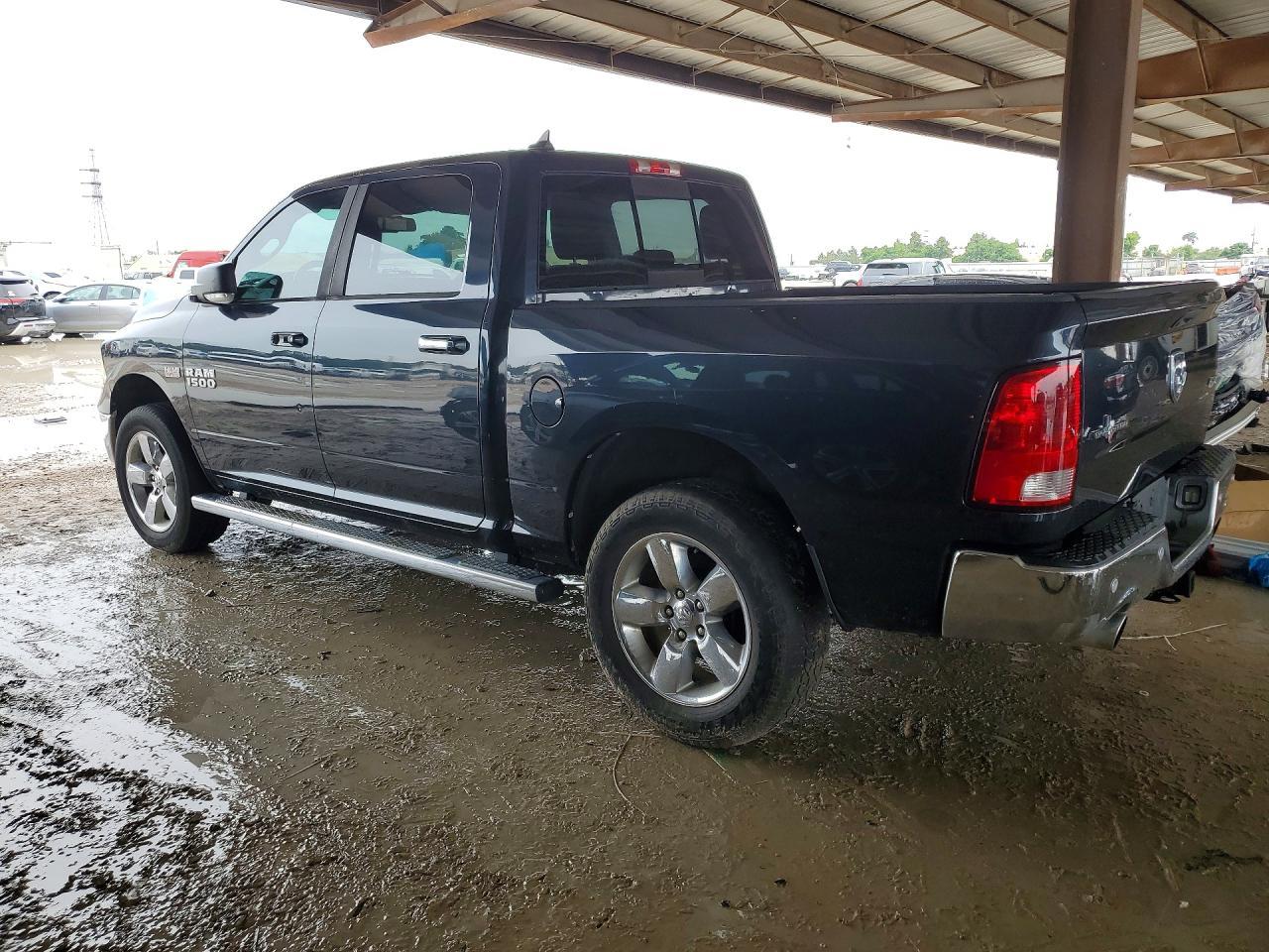 2015 Ram 1500 Slt - zdjęcie 2