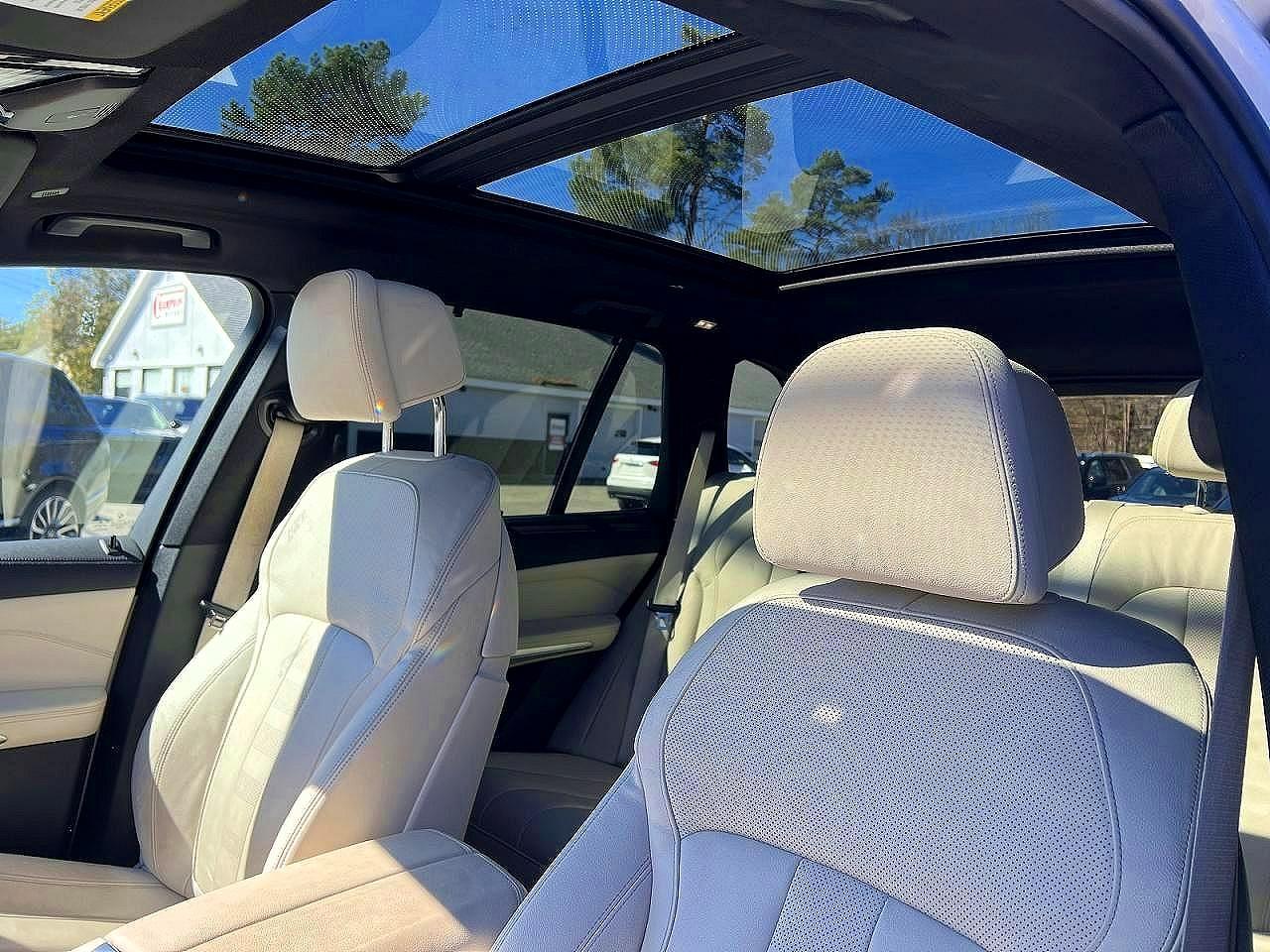 2021 BMW X5 xDrive45E - zdjęcie 9