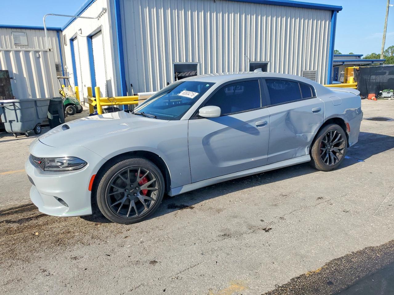 2020 Dodge Charger Gt - zdjęcie główne