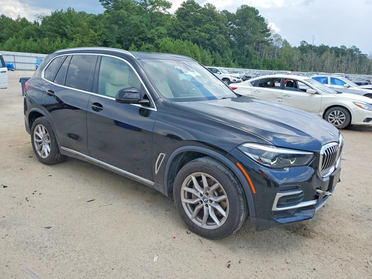 2022 BMW X5 xDrive40I - zdjęcie 4