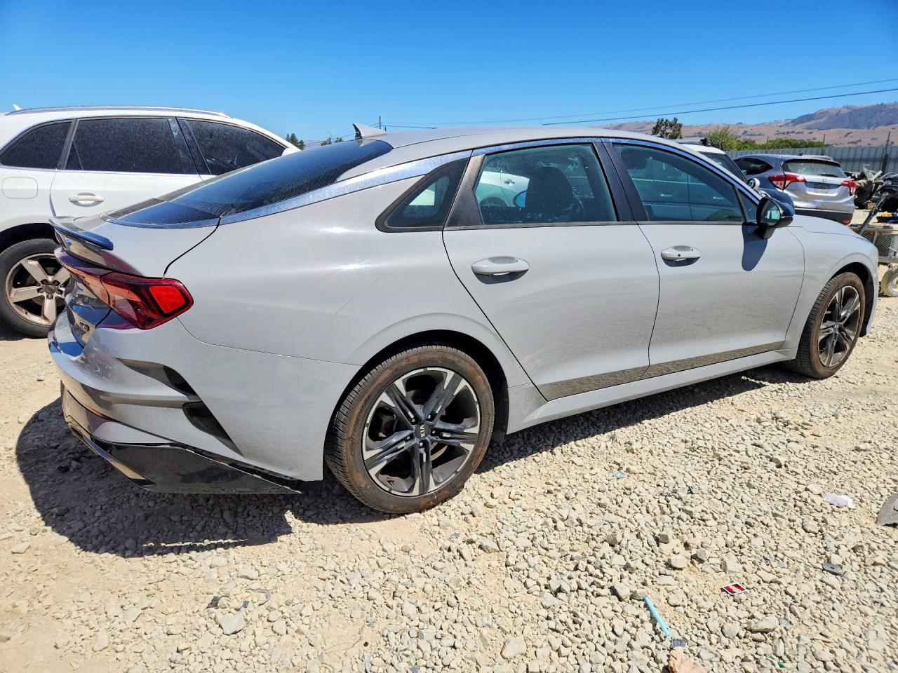 2021 Kia K5 Gt Line - zdjęcie 3