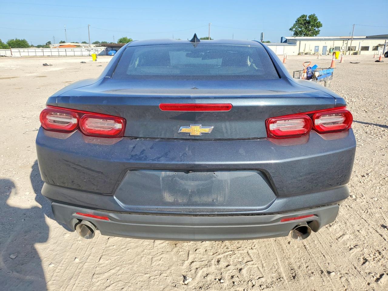 2021 Chevrolet Camaro Ls - zdjęcie 6