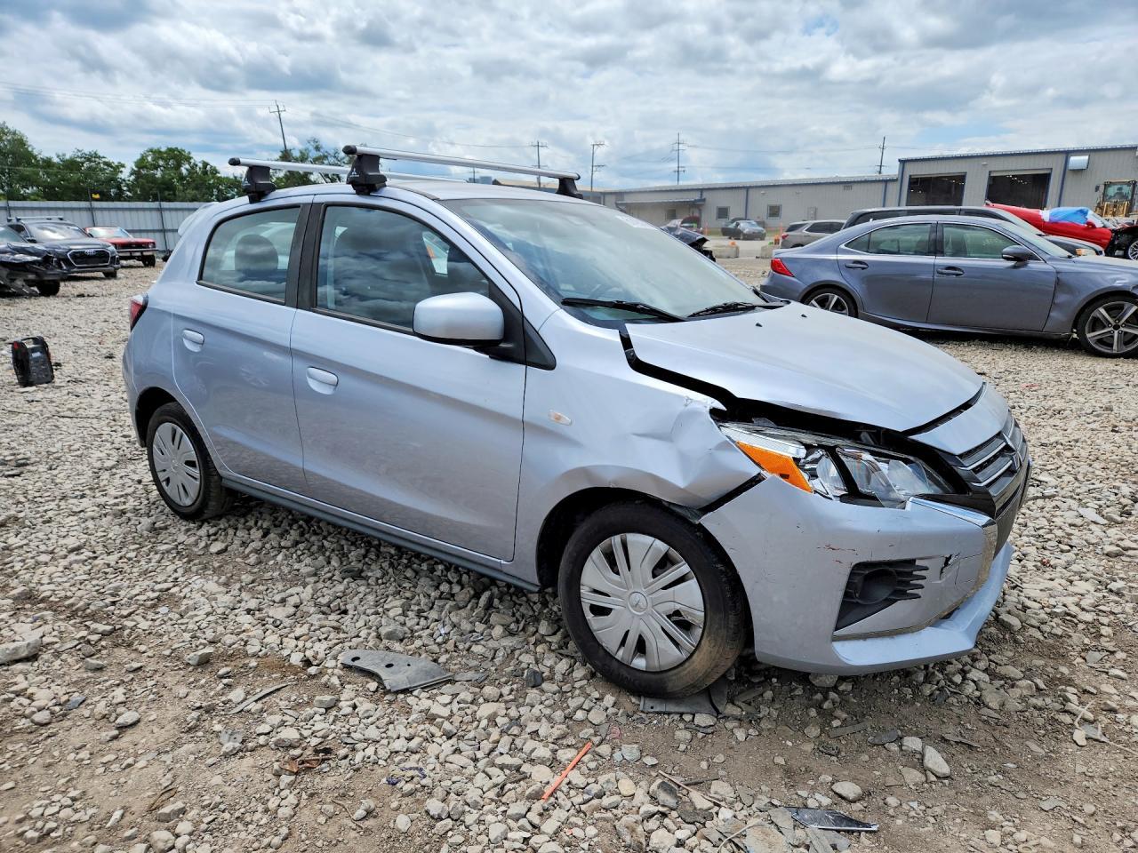 2021 Mitsubishi Mirage Es - zdjęcie 4