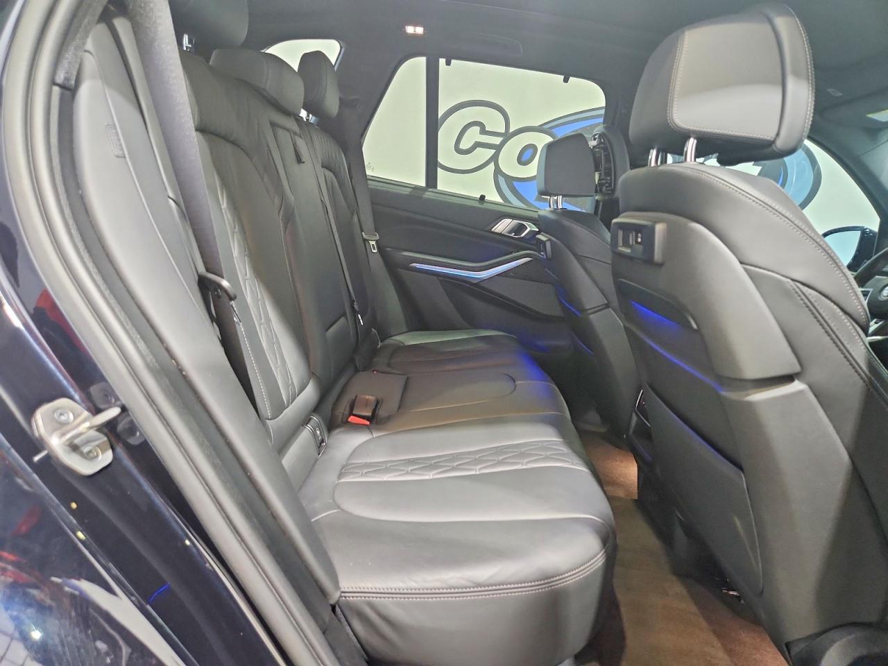 2023 BMW X5 M50I - zdjęcie 11