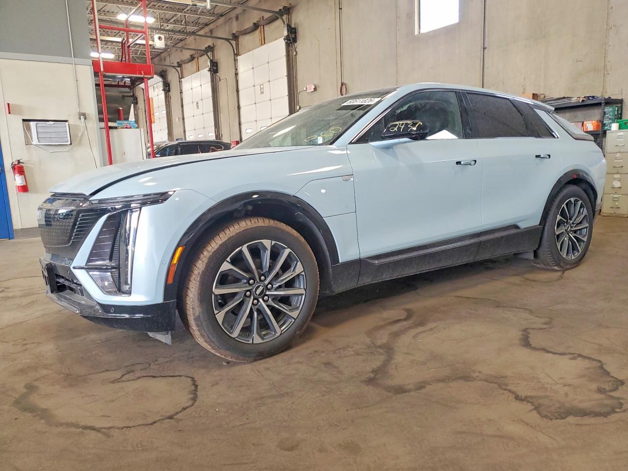 2024 Cadillac Lyriq Sport - zdjęcie główne