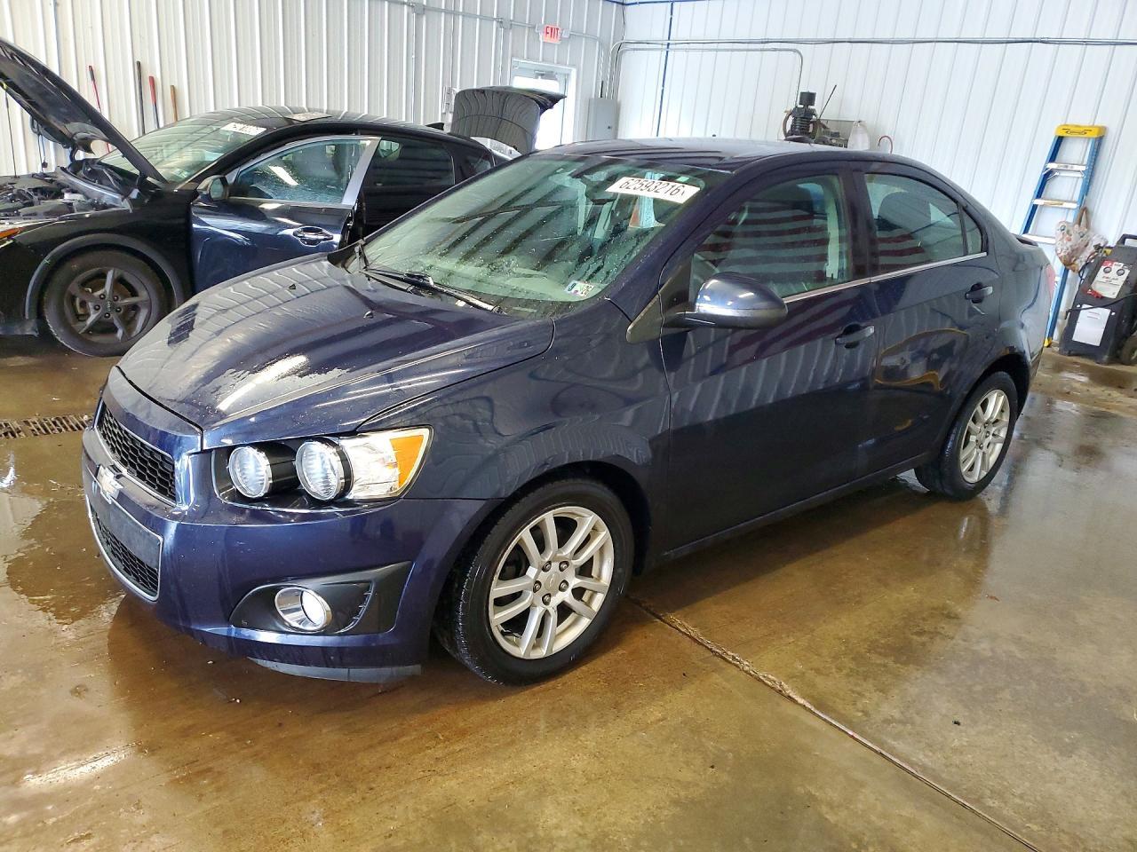 2015 Chevrolet Sonic Lt - zdjęcie główne
