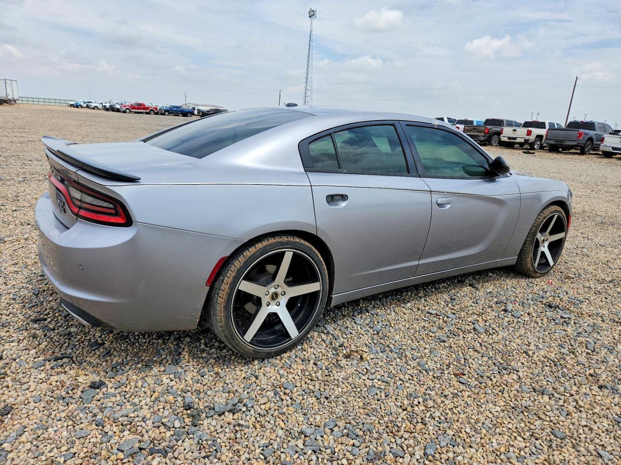 2018 Dodge Charger Sxt - zdjęcie 3
