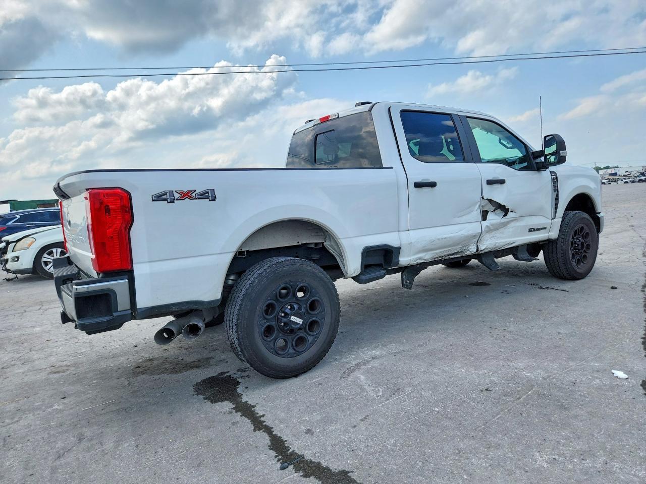 2024 Ford F250 Super Duty - zdjęcie 3