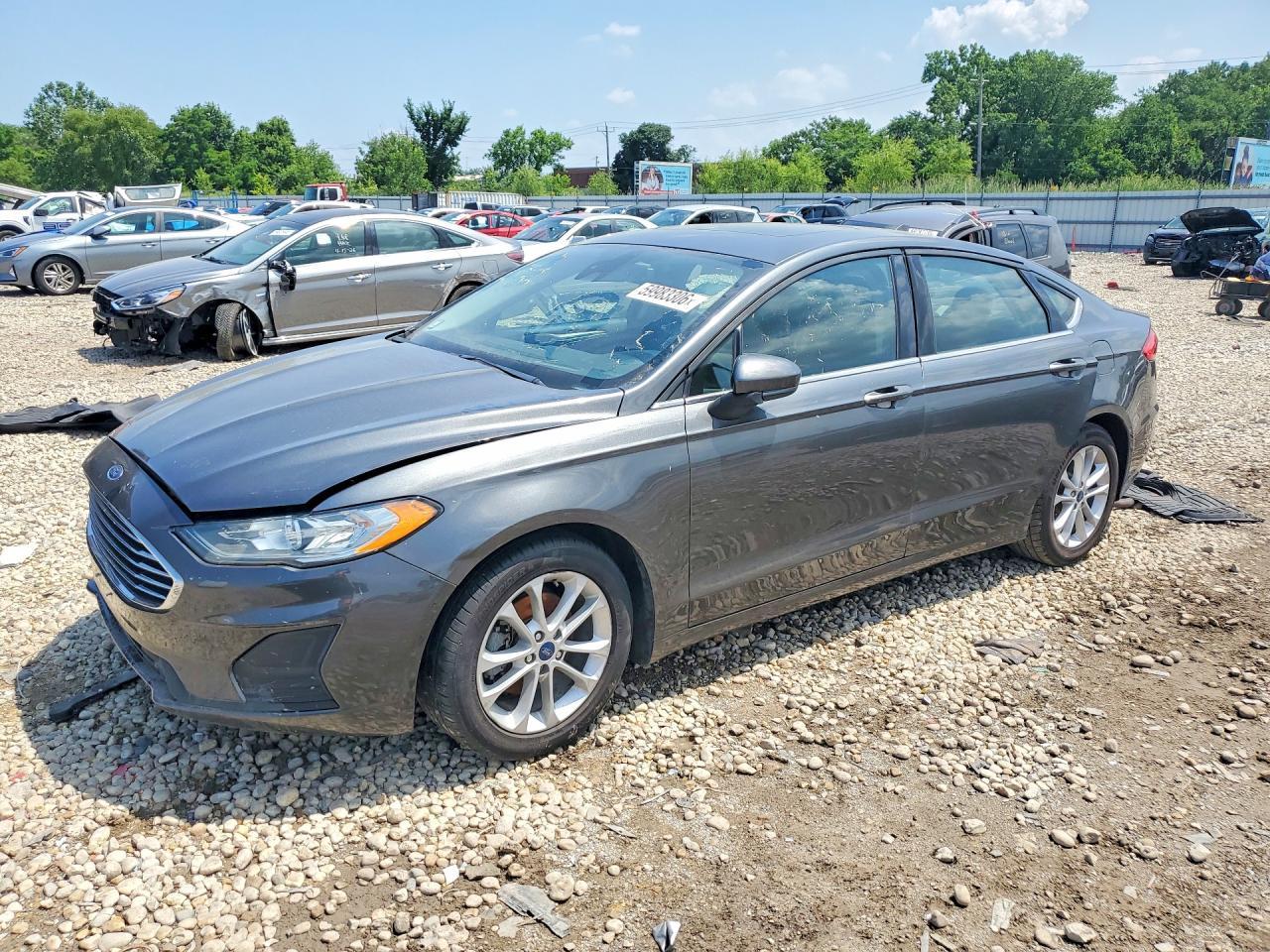 2020 Ford Fusion Se - zdjęcie główne
