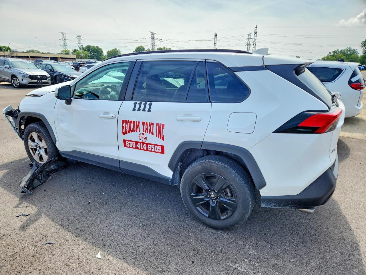2020 Toyota Rav4 - zdjęcie 2