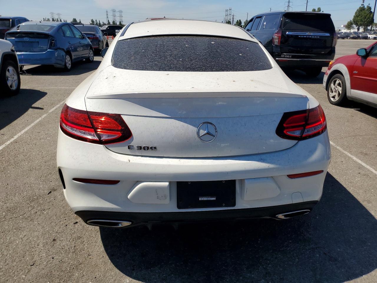 2019 Mercedes-Benz C 300 - zdjęcie 6