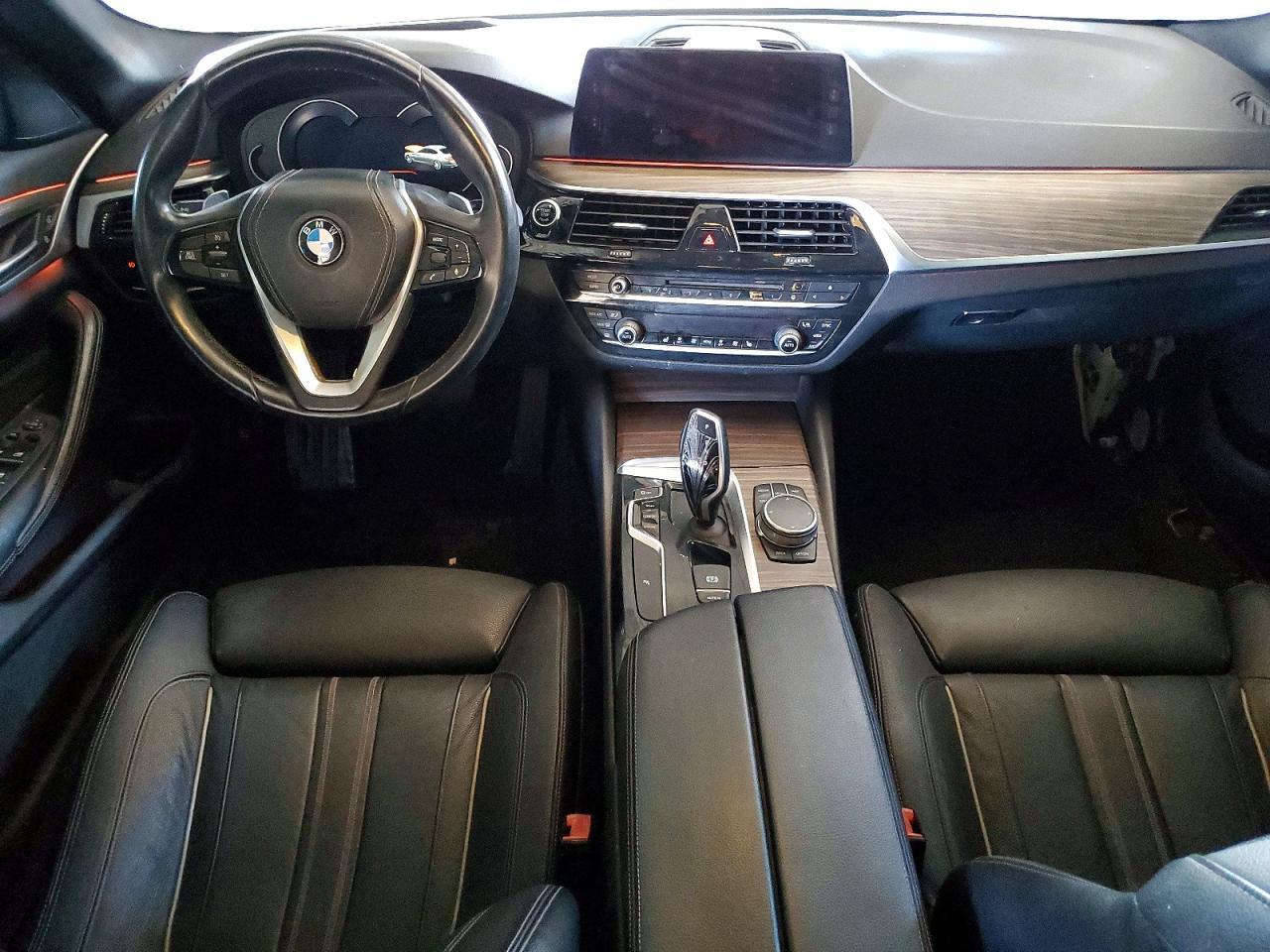2017 BMW 540 I - zdjęcie 8