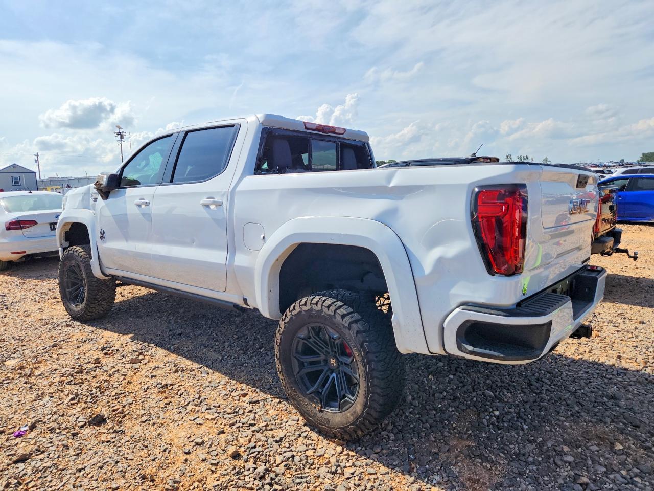 2026 GMC Sierra 1500 - zdjęcie 2
