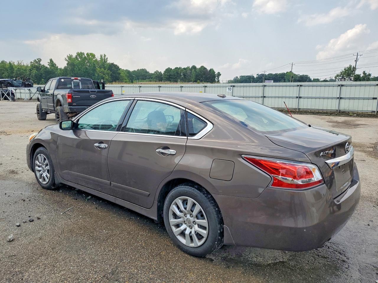 2015 Nissan Altima 2.5 S - zdjęcie 2