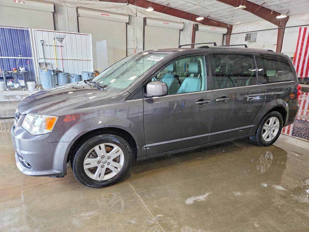 2019 Dodge Grand Caravan Sxt - zdjęcie główne