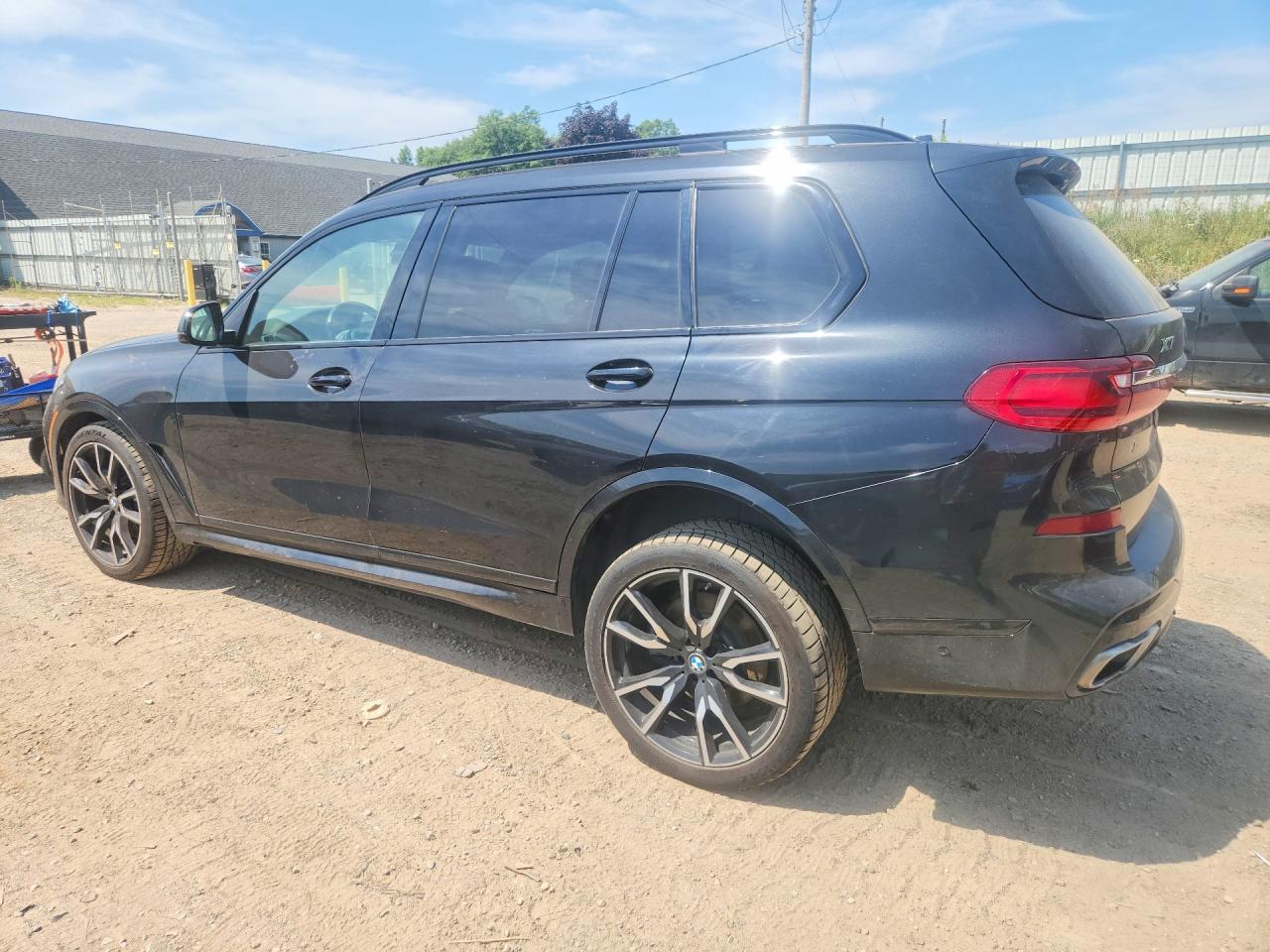 2020 BMW X7 xDrive40I - zdjęcie 2