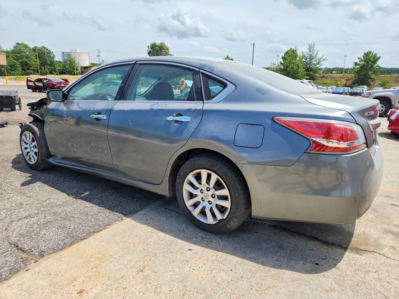 2015 Nissan Altima 2.5 S - zdjęcie 2